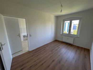 Wohnung zur Miete 271 € 2 Zimmer 41,6 m² 2. Geschoss Elisenstraße 11 Fermersleben Magdeburg 39122