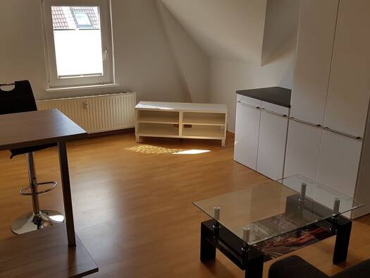Wohnung zur Miete 364 € 1,5 Zimmer 28 m² frei ab sofort Ost Hildesheim 31135