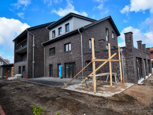 Wohnung zur Miete 698 € 2 Zimmer 75 m² Altenoythe Friesoythe 26169