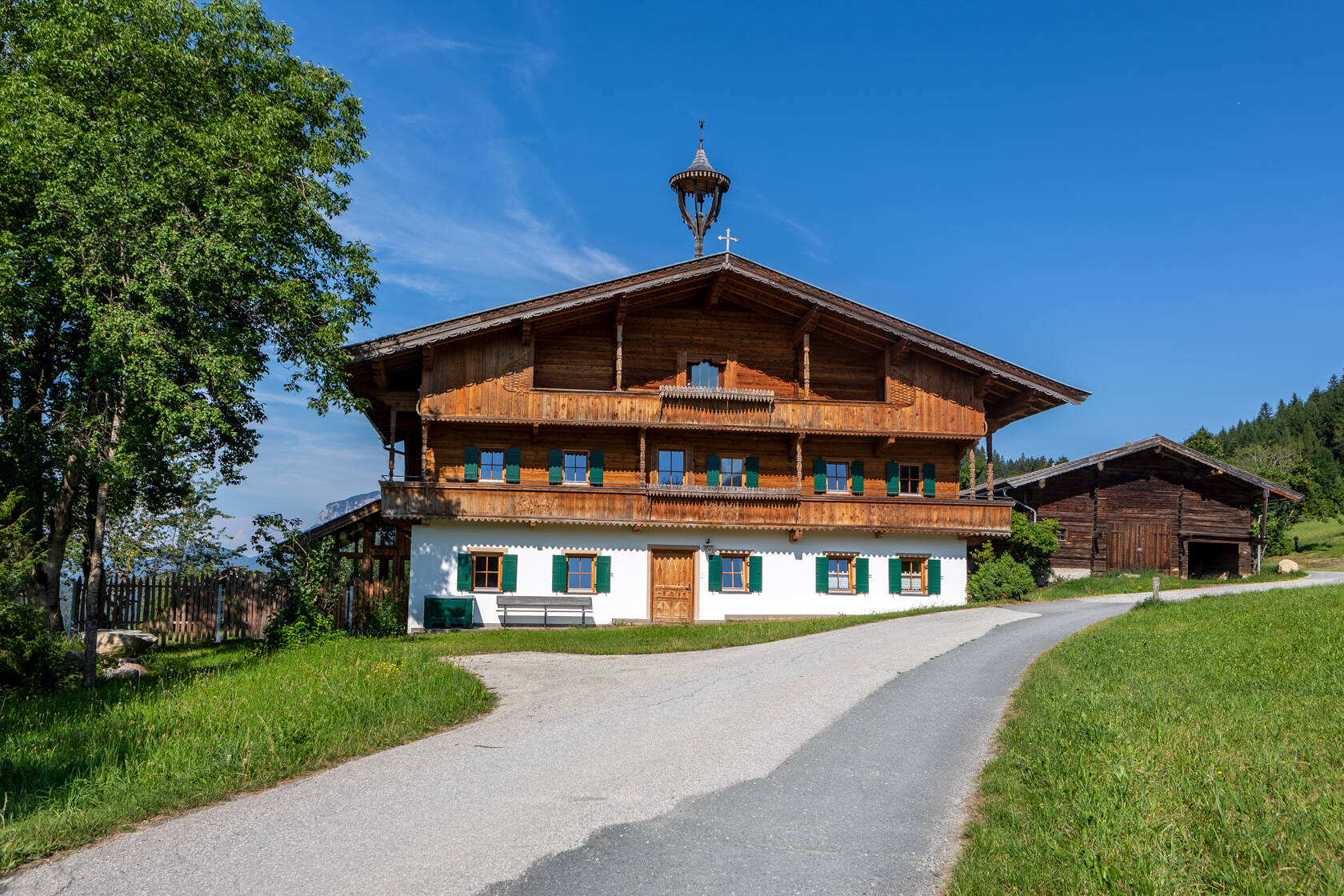 Bauernhaus zur Miete 21,57 € 6 Zimmer 306 m²<br/>Wohnfläche 2.700 m²<br/>Grundstück ELLMAU 6352
