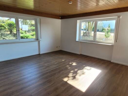 Terrassenwohnung zur Miete 1.000 € 5,5 Zimmer 123 m² Geschoss 1/3 frei ab 01.10.2026 Höhenberg Kumhausen 84036