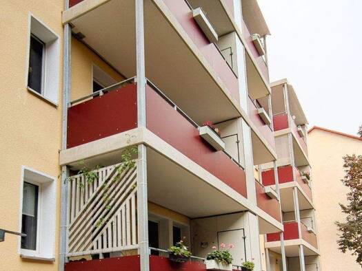 Wohnung zur Miete 315 € 2 Zimmer 47,3 m² 4 Geschosse frei ab sofort Bieblach Gera 07546