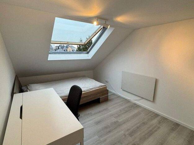 Wohnung zur Miete 550 € 3 Zimmer 20 m² 3. Geschoss frei ab sofort Höchst Frankfurt am Main 65929