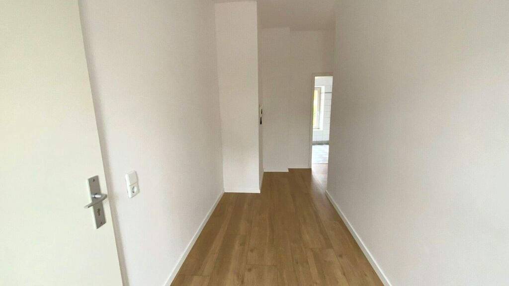 Wohnung zur Miete 440 € 2 Zimmer 81 m² EG Scharrenstr. 34 Zeitz 06712