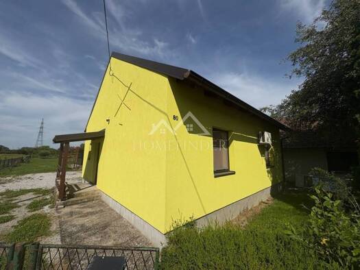Haus zum Kauf 230.000 € 2 Zimmer 140 m² Strelecko, Martinska Ves Martinska Ves