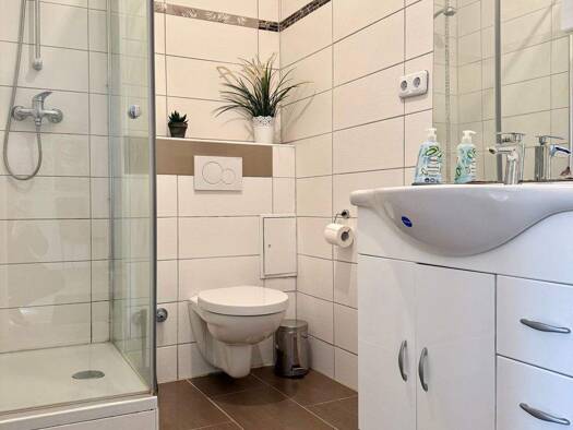 Wohnung zur Miete 850 € 2 Zimmer 45 m² EG frei ab sofort Kaiserplatz 2 Südstadt Fürth 90763