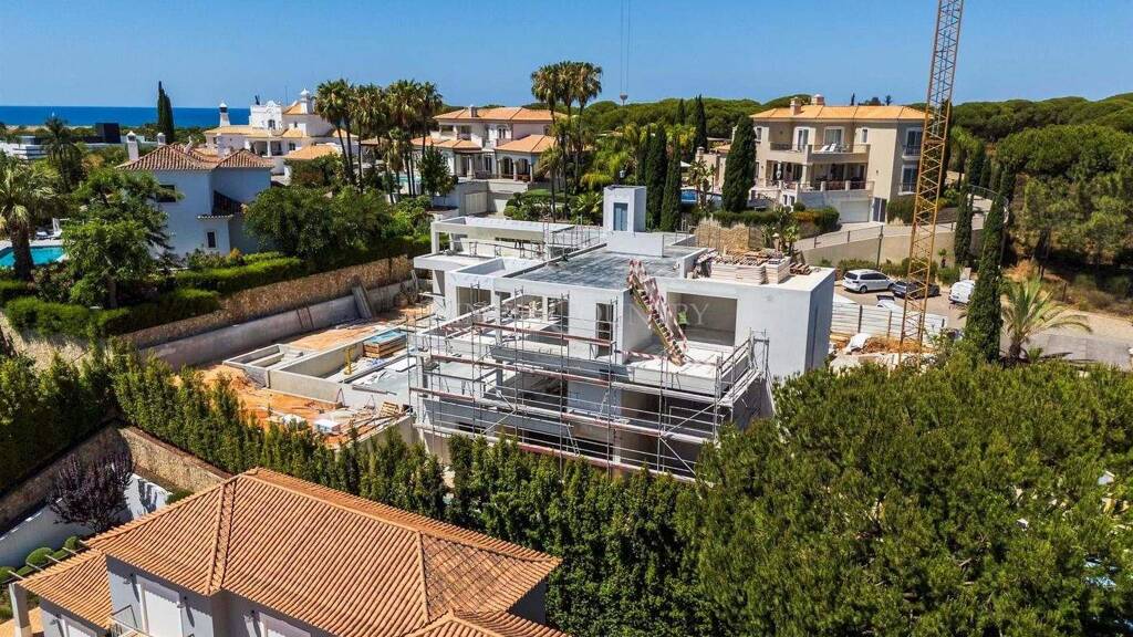 Haus zum Kauf 9.900.000 € 768 m² 1.220 m² Grundstück Almancil 8135