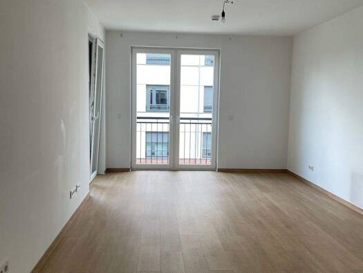 Wohnung zur Miete 738 € 2 Zimmer 56,8 m² 1. Geschoss Kötzschenbroder Straße 25 Kaditz Dresden 01139