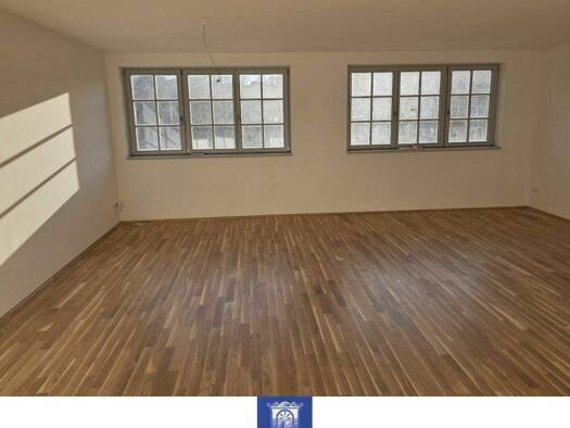 Wohnung zur Miete 1.149 € 3 Zimmer 104,4 m² frei ab 01.05.2026 Pirna 01796