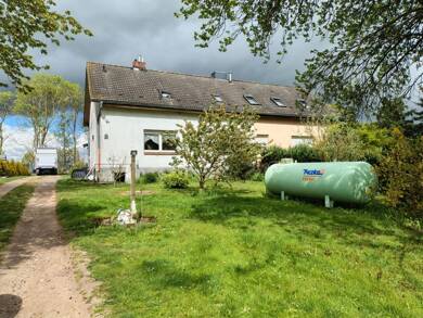 Doppelhaushälfte zum Kauf 95.000 € 5 Zimmer 102 m² 1.695 m² Grundstück frei ab 01.07.2025 Groß Polzin Groß Polzin 17390
