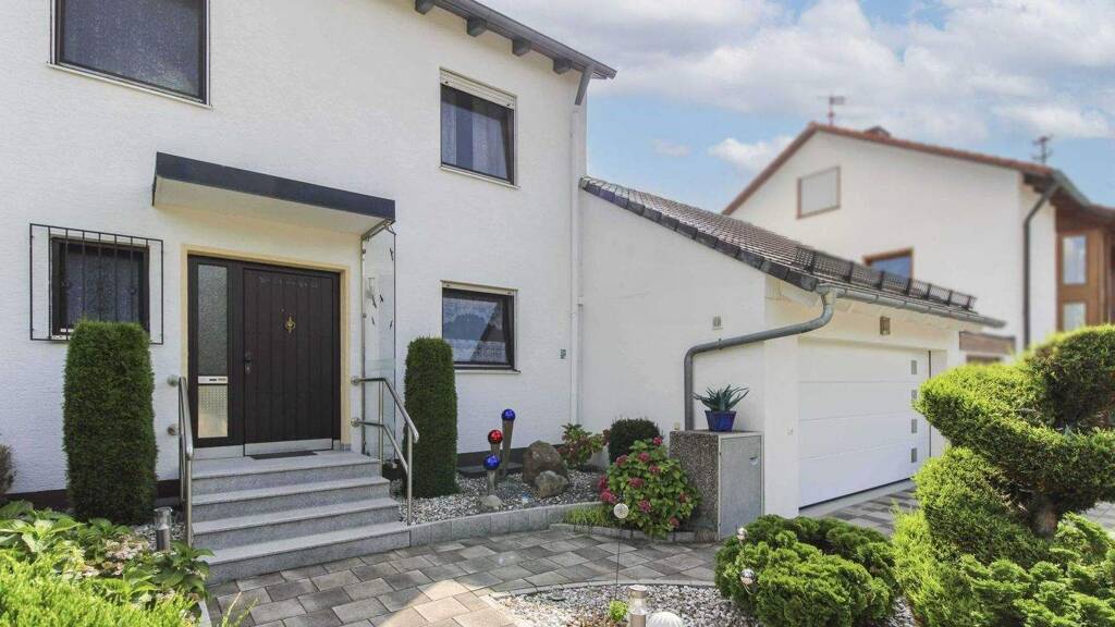 Sonstiges zum Kauf als Kapitalanlage geeignet 649.500 € 6 Zimmer 140 m² 338,1 m² Grundstück Wessiszell Dasing 86453