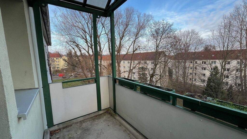 Wohnung zur Miete 380 € 3 Zimmer 58 m² 3. Geschoss frei ab sofort Fritz Heckert Str. 16-24 Marienthal Zwickau 08060