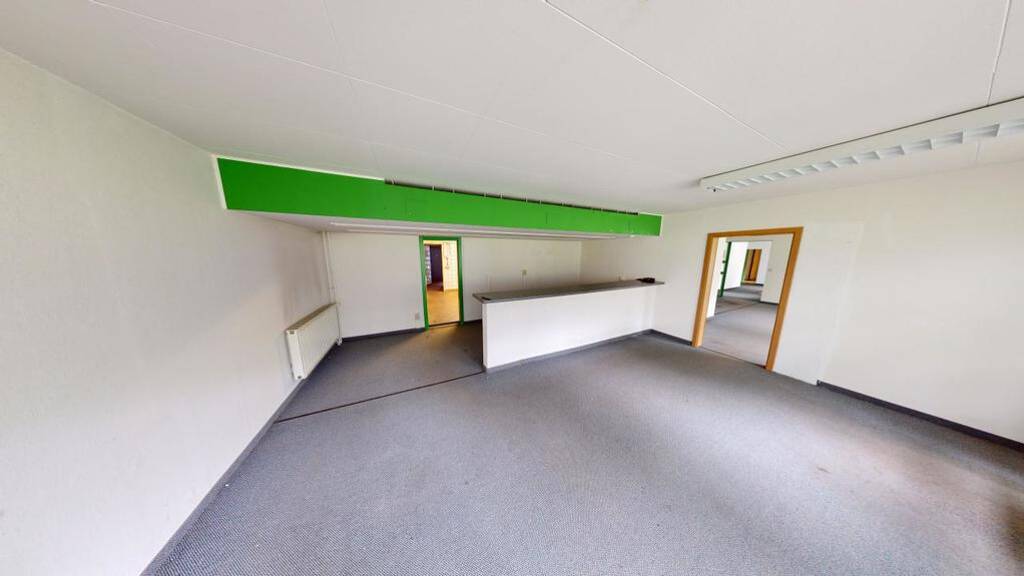 Bürogebäude zur Miete 5,42 € 11 Zimmer 184,5 m² Bürofläche Alb.-Schweitzer-Str. 56 Altendorf Chemnitz 09116