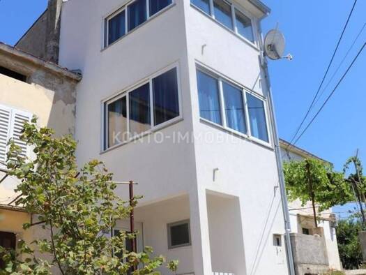 Haus zum Kauf 250.000 € 3 Zimmer 77 m² Banjol, Rab Rab