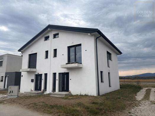 Doppelhaushälfte zum Kauf 370.000 € 4 Zimmer 89,7 m² 254 m² Grundstück Sollenau 2601