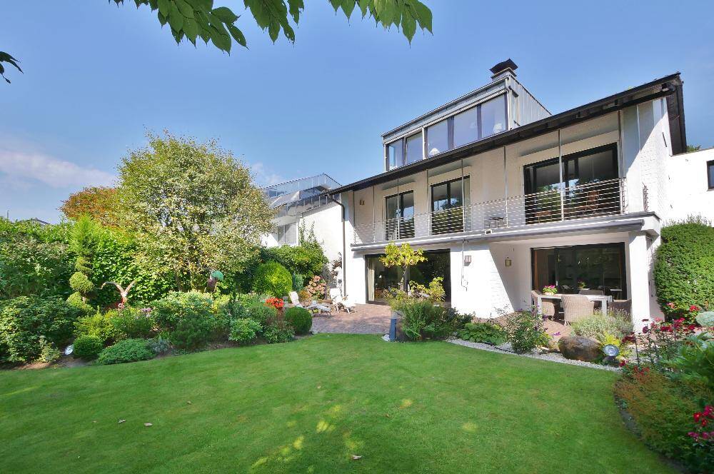 Einfamilienhaus zum Kauf 995.000 € 6 Zimmer 283 m²<br/>Wohnfläche 664 m²<br/>Grundstück ab sofort<br/>Verfügbarkeit Haan Haan 42781