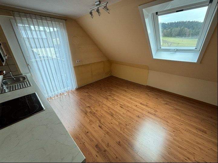 Immobilie in Zell am Harmersbach - Charmante Dachgeschoßwohnung - frei - Bild 2