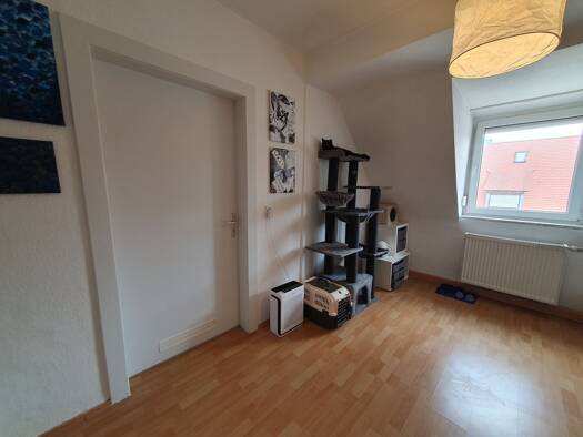 WG-Zimmer zur Miete 350 € 12 m² 4 Geschosse frei ab 16.09.2026 Maxfeld Altstadt und engere Innenstadt 90409