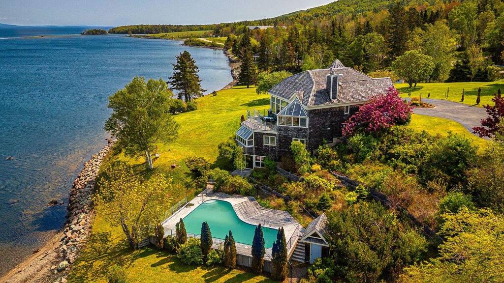 Einfamilienhaus zum Kauf 2.629.342 € 20 Zimmer 308 m² 9.429 m² Grundstück 2641 W Bay Rd  Richmond  Subd. A  NS B0E 3K0  Cana Inverness County B0E