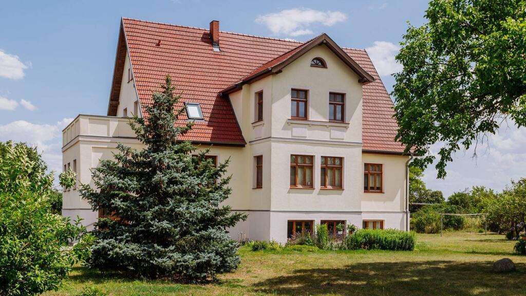 Mehrfamilienhaus zum Kauf 699.000 € 12 Zimmer 465,6 m² 5.100 m² Grundstück Wriezen 16269