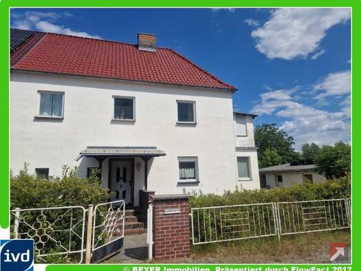 Doppelhaushälfte zum Kauf 190.000 € 5 Zimmer 160 m² 1.400 m² Grundstück Lauchhammer Lauchhammer 01979