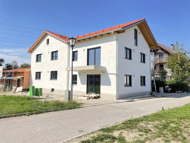 Wohnung zur Miete - Erstbezug 750 € 3 Zimmer 65 m² 1. Geschoss Martin-Greif-Str. 15 Kraiburg 84559