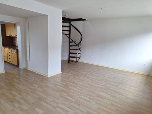 Maisonette zur Miete 950 € 2 Zimmer 60 m² Geschoss 1/4 frei ab sofort Altstadt-Süd Köln 50678