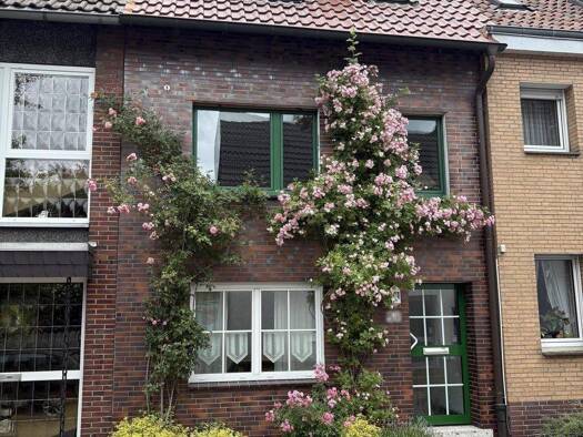 Reihenmittelhaus zum Kauf 335.000 € 7 Zimmer 210 m² 284 m² Grundstück Kamen-Mitte Kamen 59174