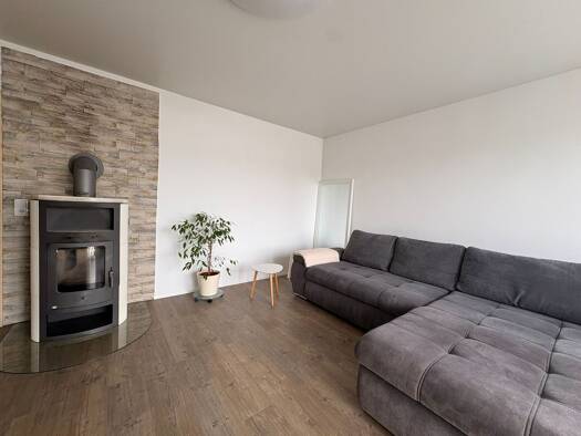 Wohnung zum Kauf 174.000 € 4 Zimmer 83 m² Geschoss 1/1 frei ab sofort Montabaur Montabaur 56410