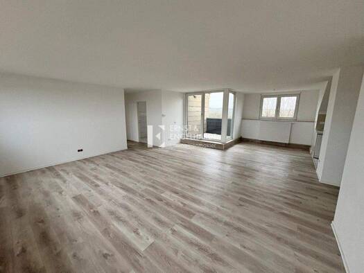 Wohnung zur Miete 930 € 3,5 Zimmer 103,2 m² Kitzingen 97318