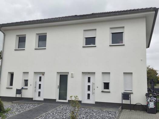 Doppelhaushälfte zur Miete - Erstbezug 1.790 € 3 Zimmer 90 m² 200 m² Grundstück frei ab 01.12.2027 Kaulsdorf Berlin 12621