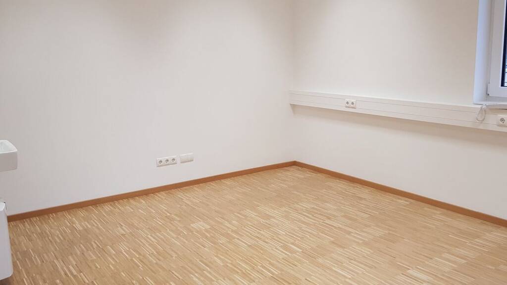 Praxis zur Miete 664 € 1 Zimmer 14,8 m² Bürofläche Wien 1190