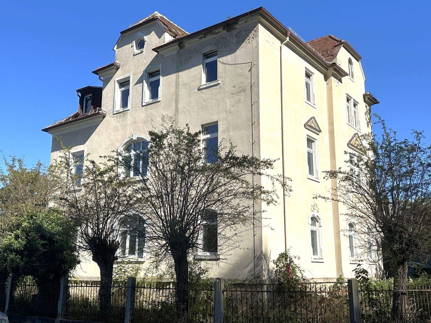 Mehrfamilienhaus zum Kauf - Ansicht 2