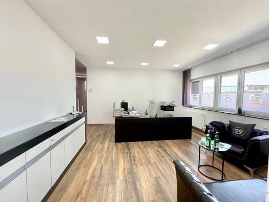 Bürofläche zur Miete provisionsfrei 4.200 € 247 m² Bürofläche Essen 45143