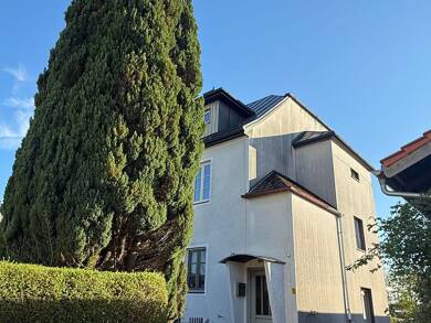 Wohnung zur Versteigerung 250.000 € 4 Zimmer 105 m² 1. Geschoss frei ab sofort Traunwalchen Traunreut 83374