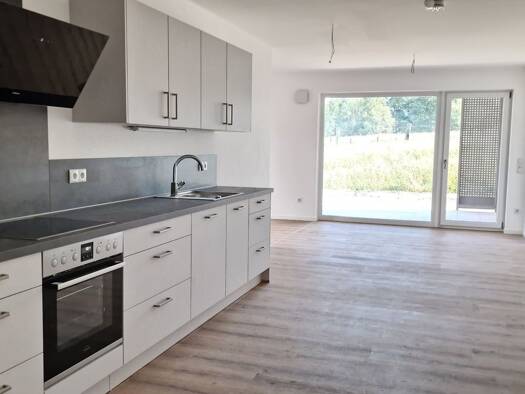 Wohnung zur Miete 1.060 € 3 Zimmer 93 m² Geschoss 1/3 frei ab 01.03.2026 Bäckerreut Bäckerreut Tiefenbach 94113