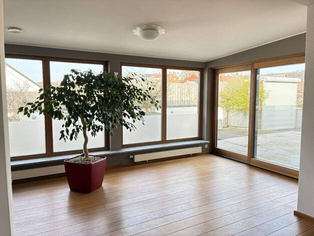 Penthouse zur Miete 3.000 € 9 Zimmer 220 m² 2. Geschoss Groß-Umstadt 64823