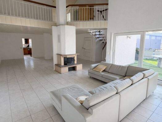 Maisonette zur Miete 1.400 € 4,5 Zimmer 180 m² frei ab 01.05.2026 Hamburger Str. 16 Leimen 69181