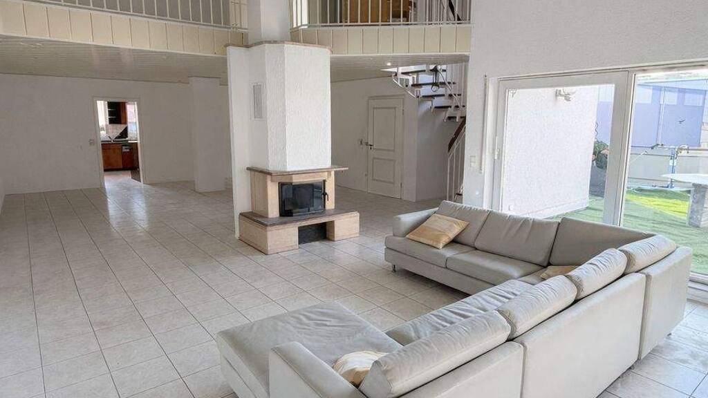 Maisonette zur Miete 1.400 € 4,5 Zimmer 180 m² frei ab 01.05.2026 Hamburger Str. 16 Leimen 69181