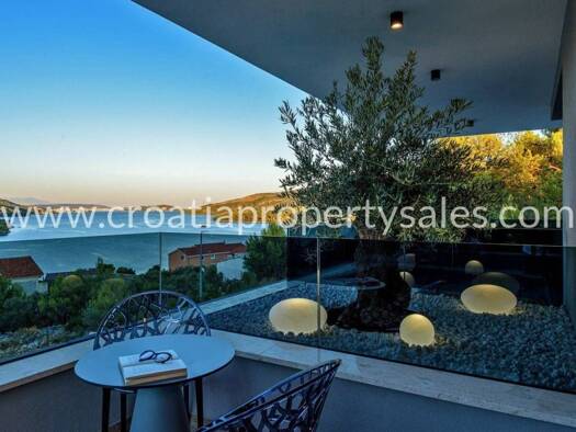 Haus zum Kauf 2.500.000 € 4 Zimmer 380 m² Trogir