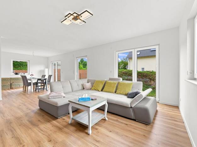 Einfamilienhaus zum Kauf 1.080.000 € 6 Zimmer 171 m² 542 m² Grundstück frei ab sofort Blankenburg Berlin 13129