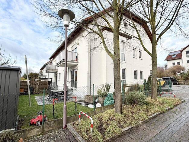 Doppelhaushälfte zum Kauf provisionsfrei 710.000 € 9 Zimmer 215 m² 221 m² Grundstück Nieder-Saulheim Saulheim 55291
