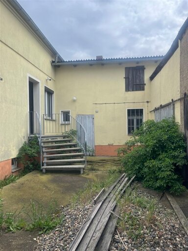 Haus zum Kauf 150.000 € 6 Zimmer 190 m² 625 m² Grundstück frei ab sofort Dautzschen Großtreben-Zwethau 04886