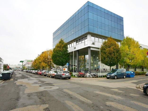 Bürofläche zur Miete 11,50 € 13,6 m² Bürofläche Röntgenstraße 7-9 Bergen-Enkheim Frankfurt 60388