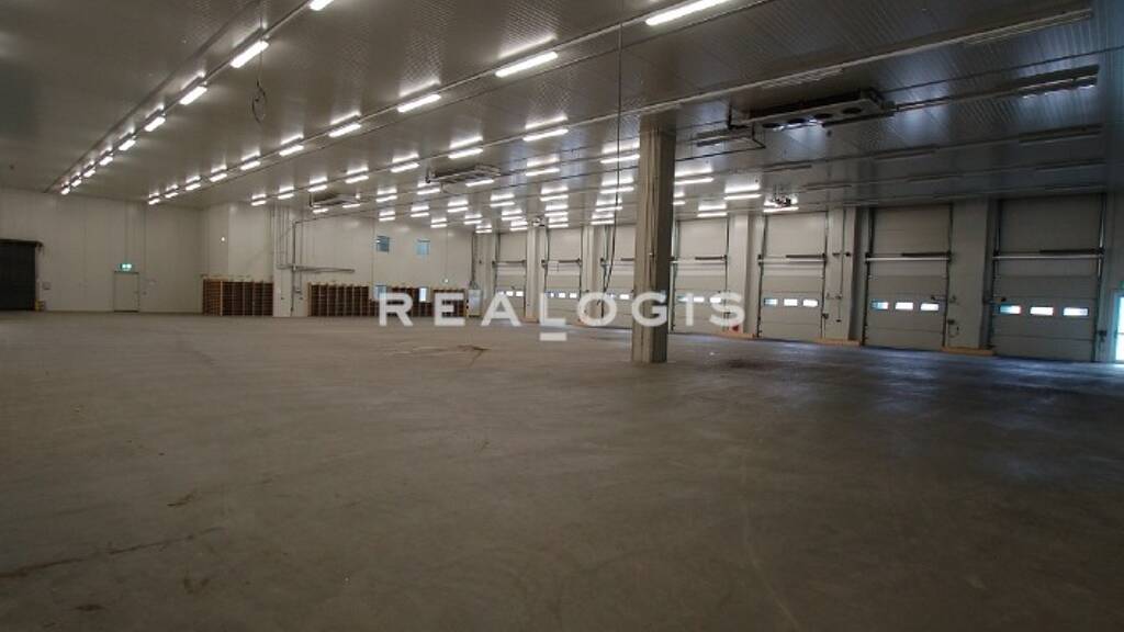 Halle/Industriefläche zur Miete 8.500 m² Lagerfläche teilbar ab 2.000 m² Ostenviertel Regensburg 93055