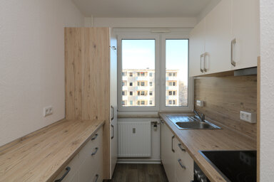 Wohnung zur Miete 449 € 3 Zimmer 57,5 m² 3. Geschoss frei ab 01.02.2025 Ziolkowskistraße 13 Wasserberg - Süd Freiberg 09599