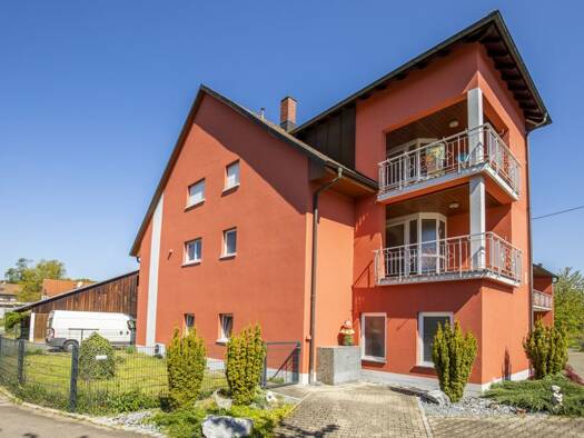 Haus zum Kauf 1.300.000 € 415 m² 1.601 m² Grundstück Luttingen Laufenburg (Baden) 79725
