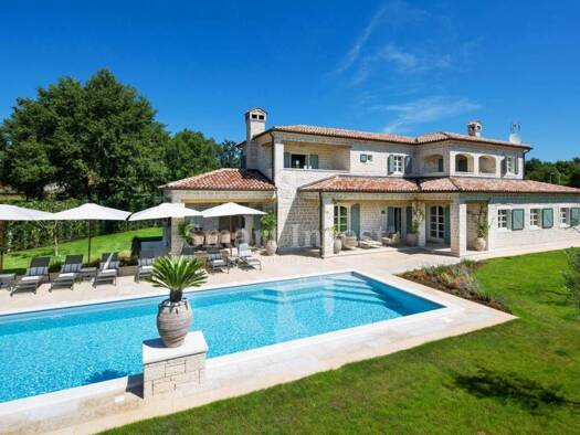 Haus zum Kauf 1.600.000 € 6 Zimmer 372 m² Rovinj