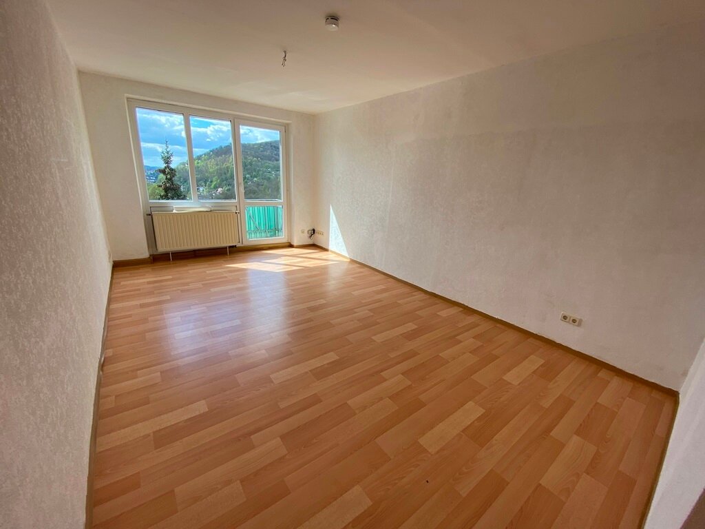 Wohnung zur Miete 366 € 4 Zimmer 74,7 m²<br/>Wohnfläche 5.<br/>Geschoss Karl-Marx-Straße 54 Wahlbezirk 74 Suhl 98527