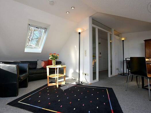 Wohnung zur Miete Wohnen auf Zeit 1.295 € 2 Zimmer 55 m² frei ab sofort Möhringen Stuttgart 70567